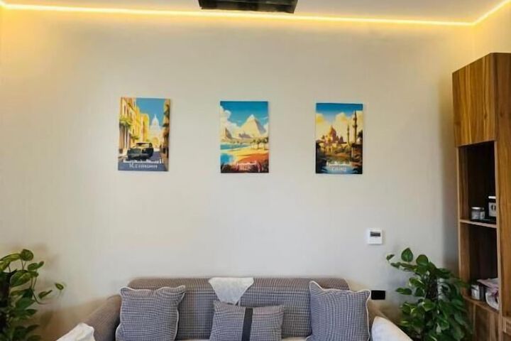 Room 89 of 147