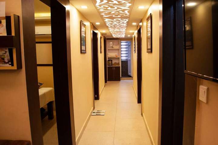 Ballroom/Hall 23 of 23