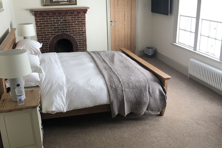 Room 40 of 96