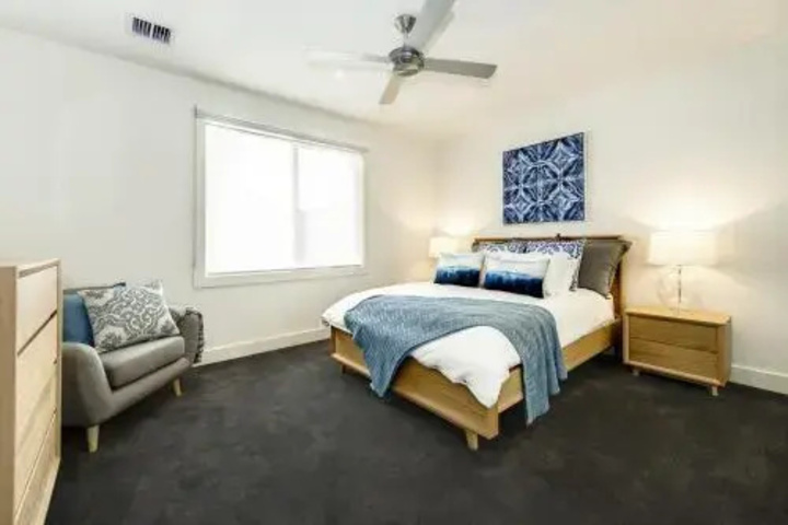 Room 3 of 11