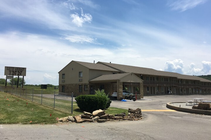 Property Grounds 40 of 47