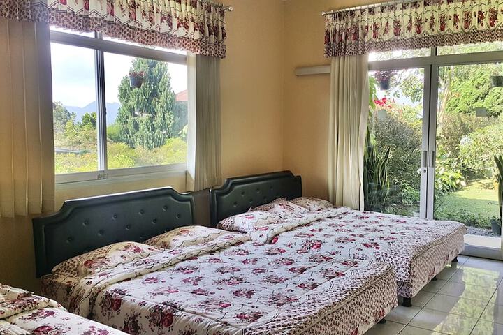 Room 5 of 57