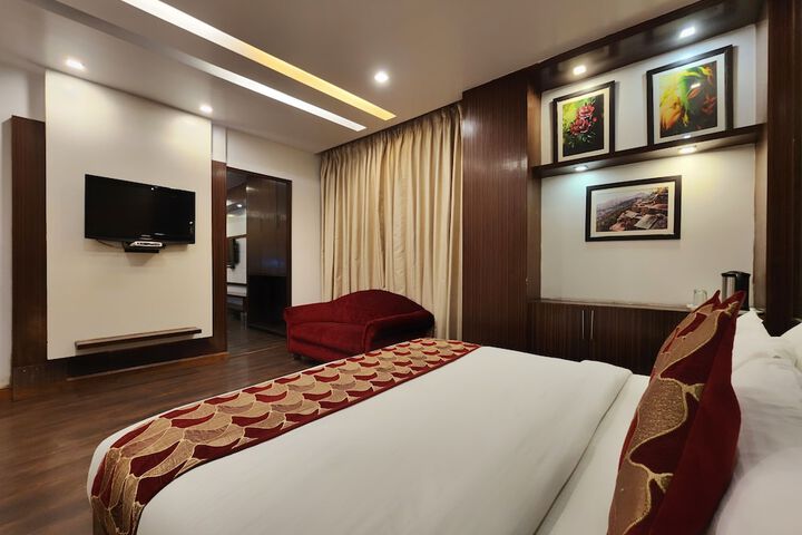 Room 74 of 174