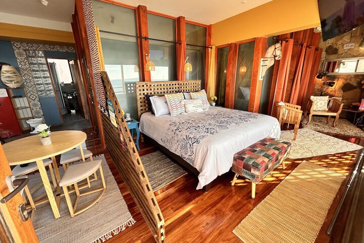 Room 38 of 180