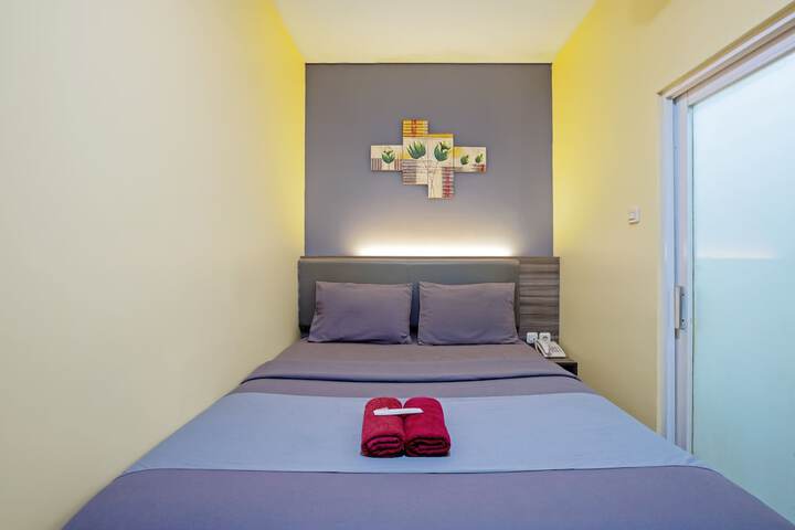 Room 10 of 26