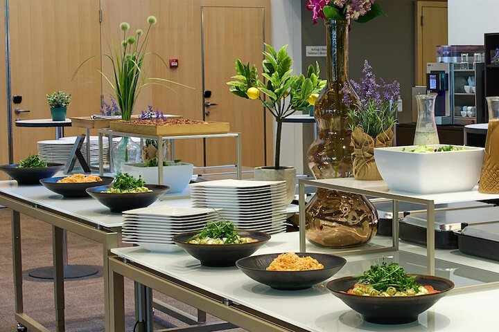 Dining 181 of 289
