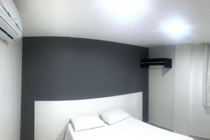 Room 12 of 39