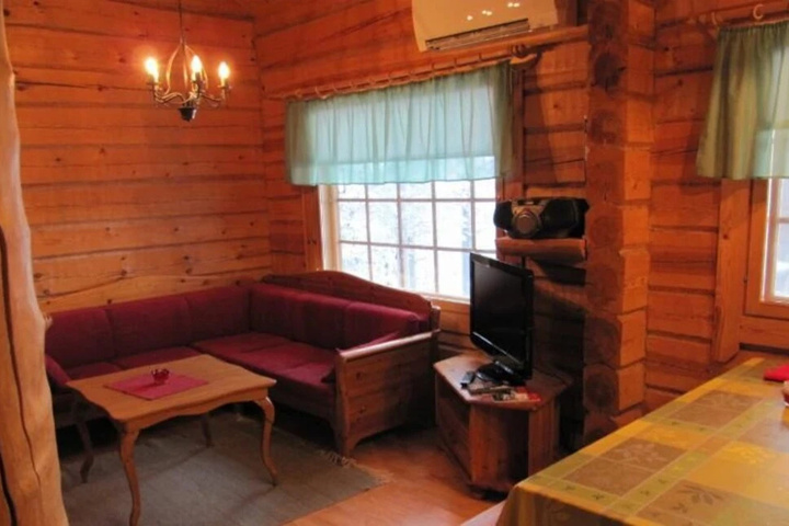 Room 2 of 13