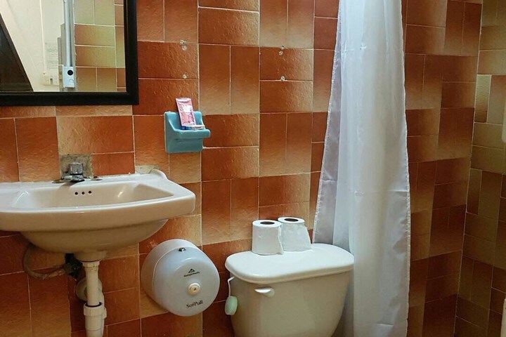 Room 21 of 51