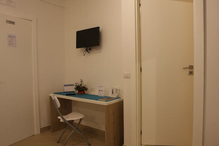 Room 36 of 64