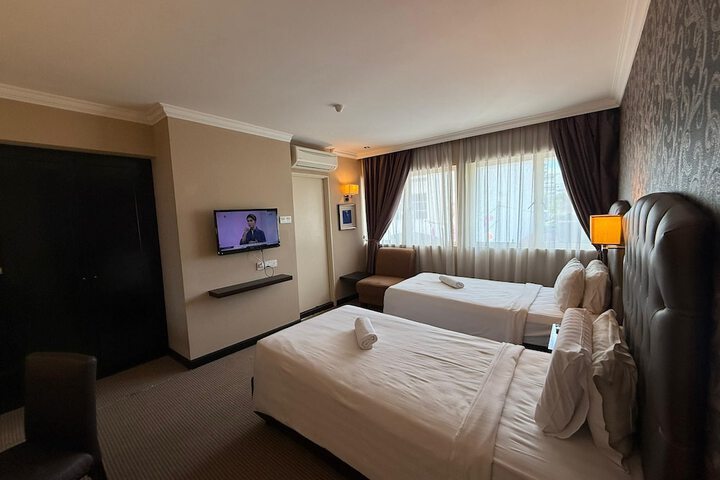 Room 46 of 97