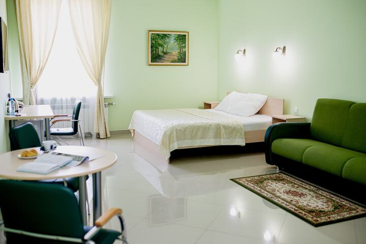 Room 5 of 20
