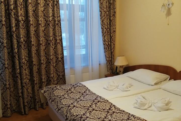 Room 16 of 87
