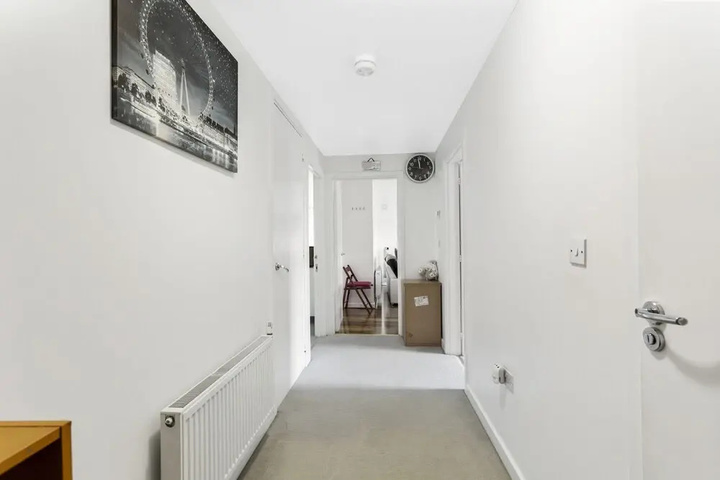 Room 7 of 10