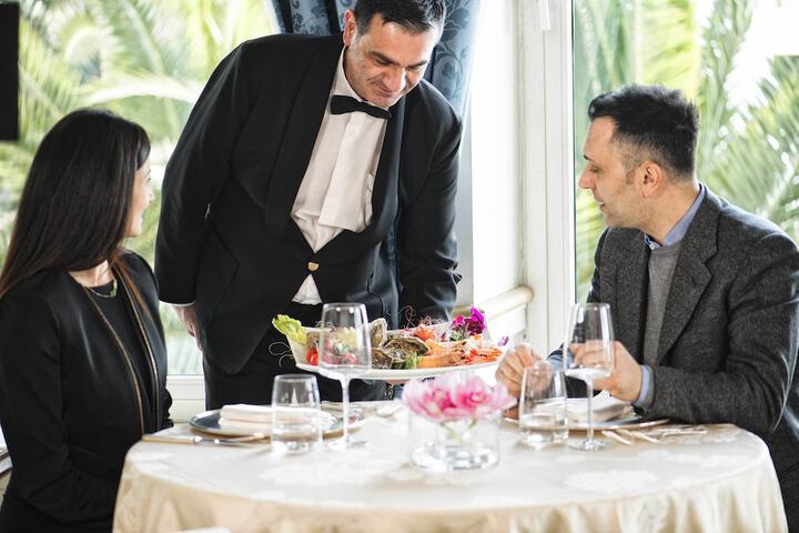 Dining 52 of 67