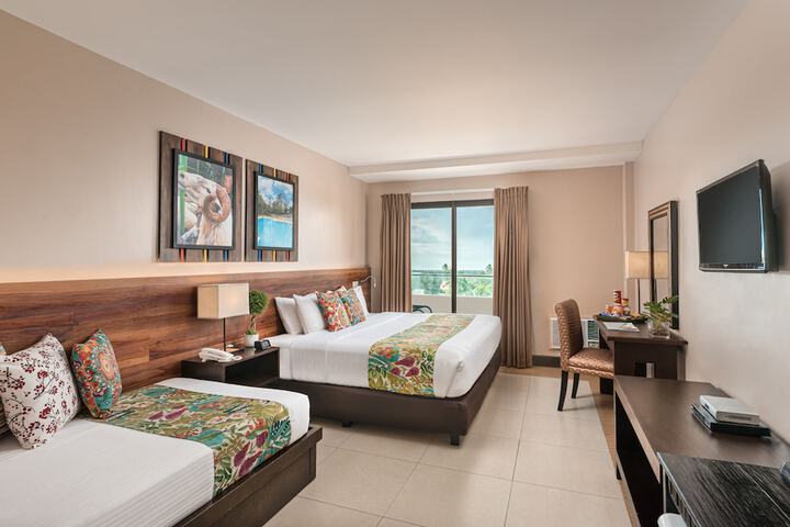 Room 30 of 148