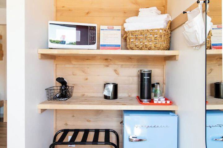 Room 34 of 103