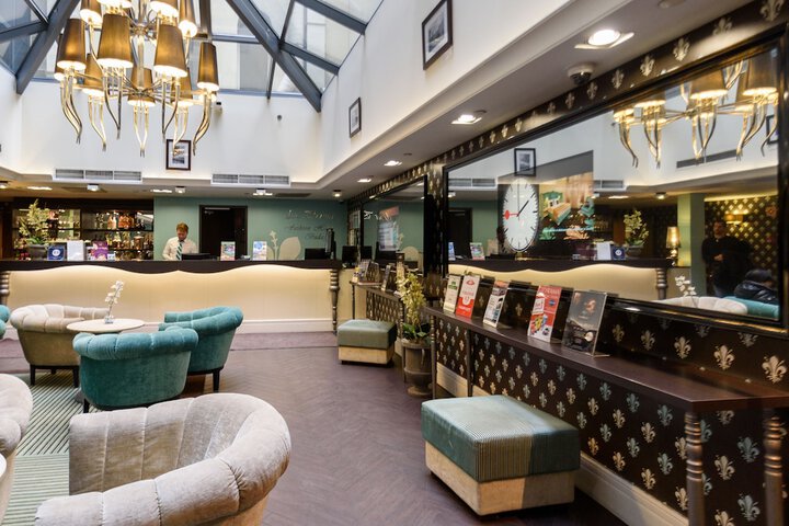 Lobby Entry