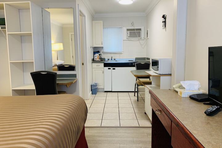 Room 21 of 76