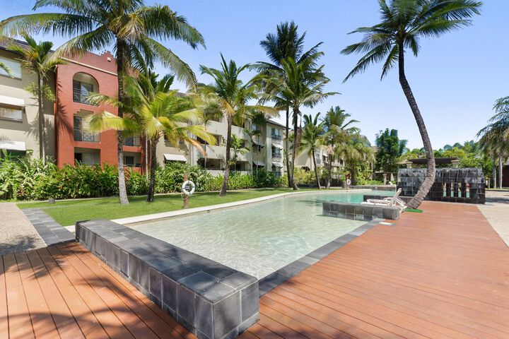 Pool 16 of 19