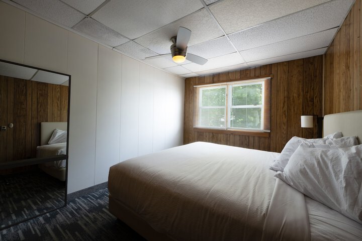 Room 36 of 324