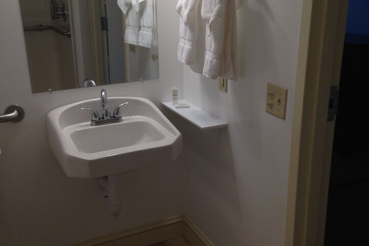 Room 264 of 297