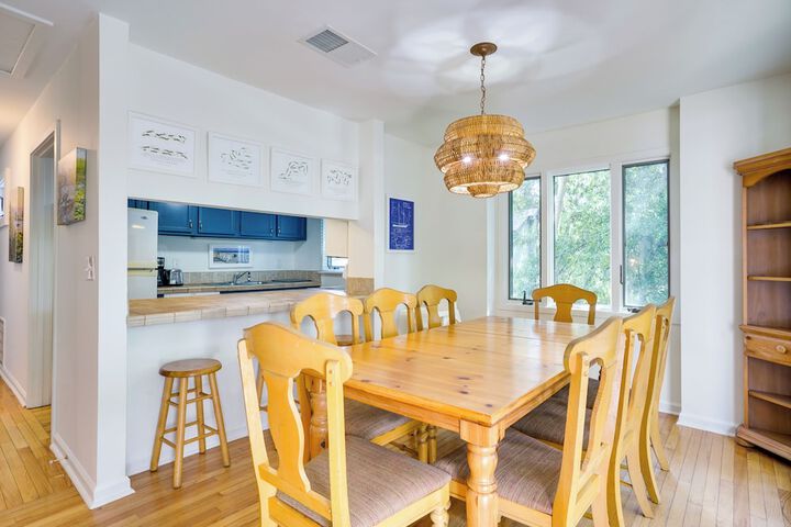 Kiawah Island Vacation Rental: Walk to Beach!