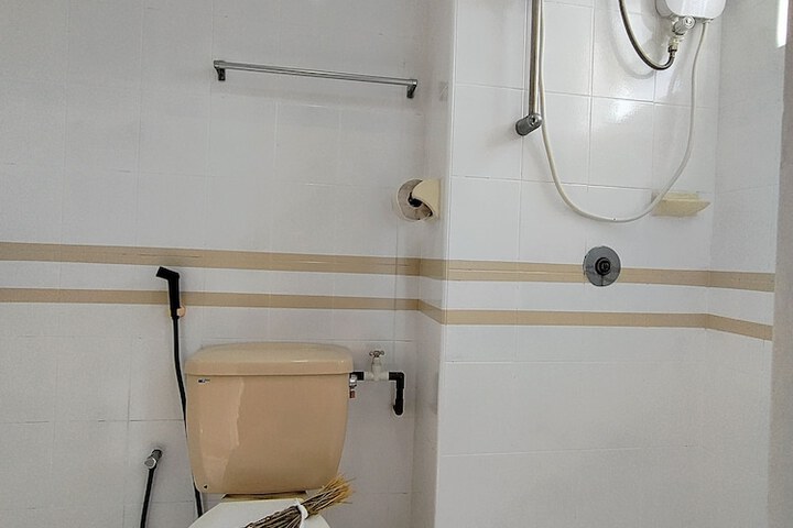 Room 125 of 131