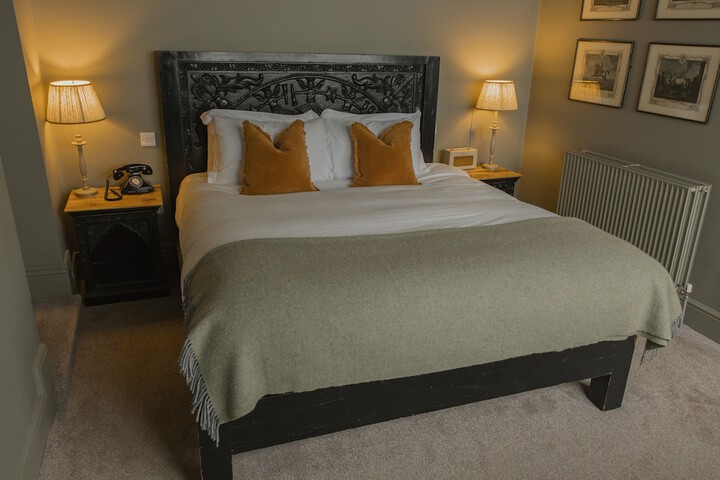 Room 4 of 57