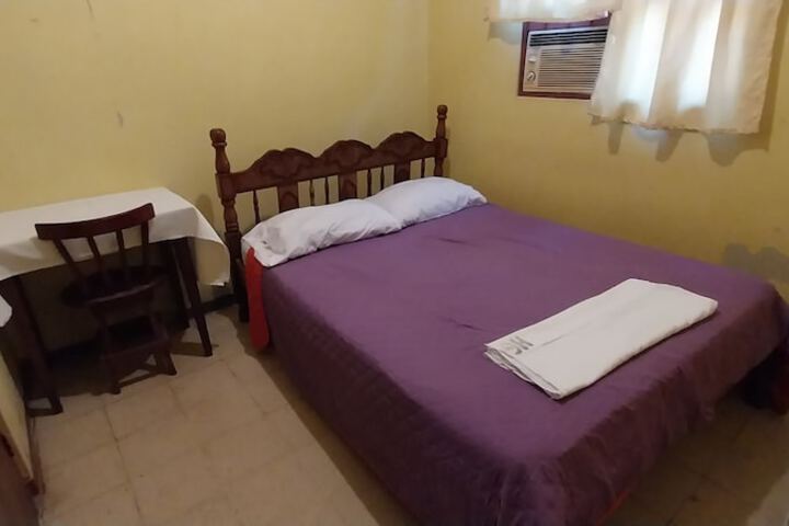 Room 4 of 36