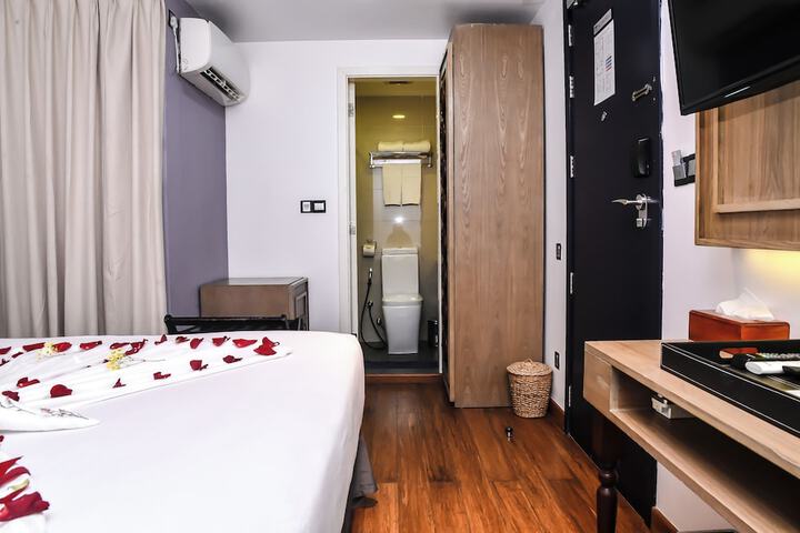 Room 4 of 54