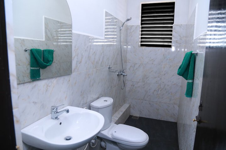Room 14 of 25