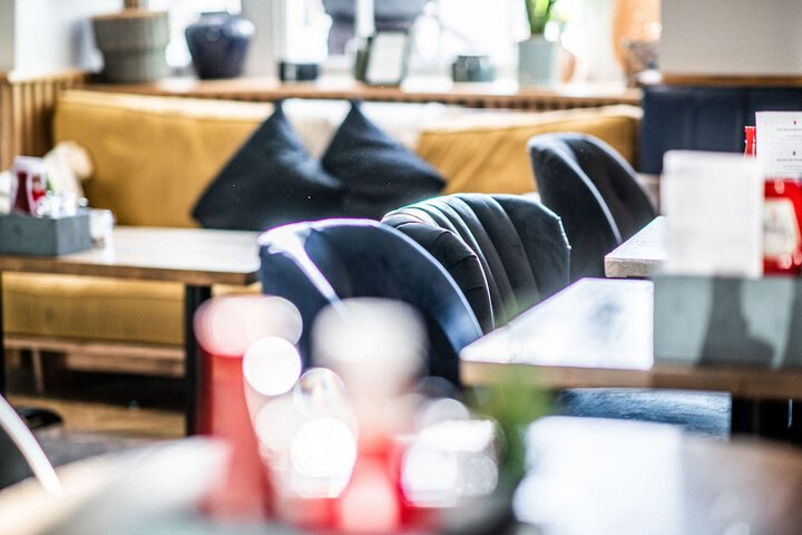 Lounge 59 of 71