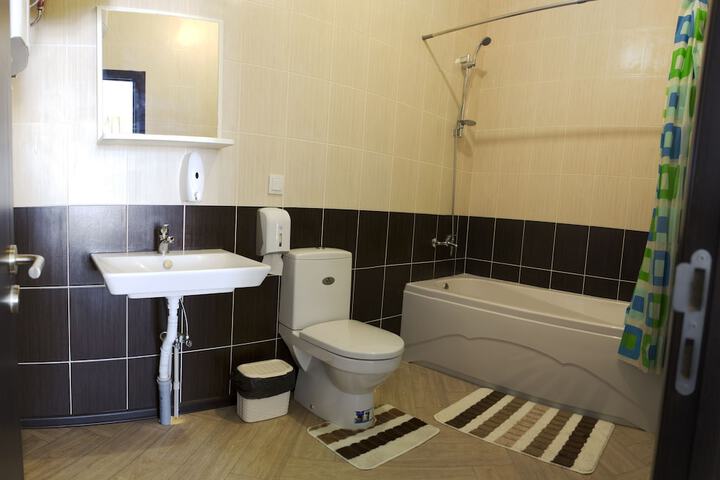 Room 15 of 26