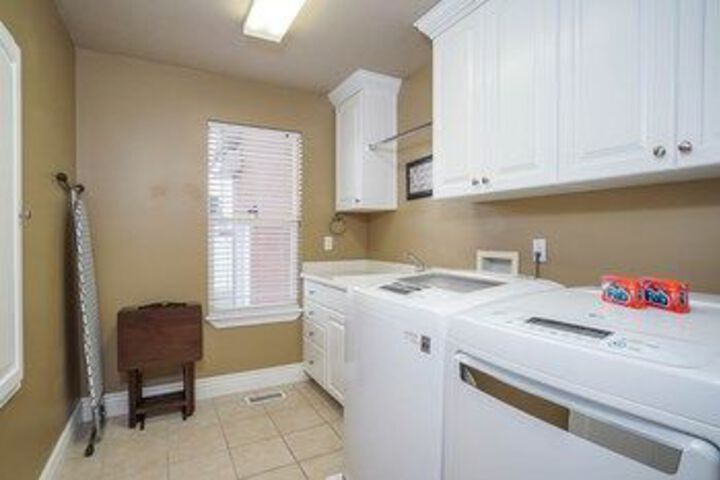 Room 35 of 150