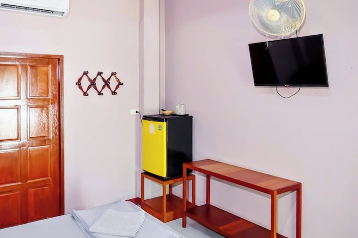 Room 10 of 44