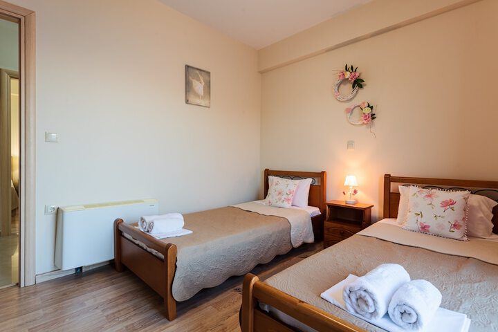 Room 4 of 21