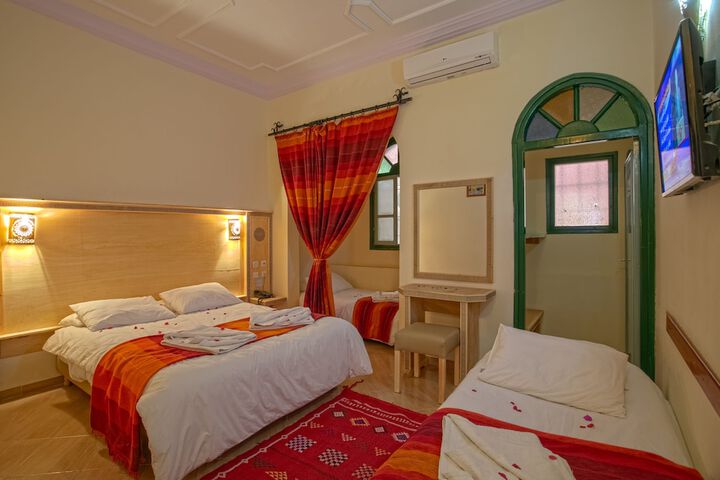 Room 15 of 72
