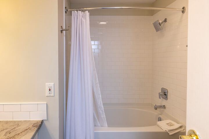 Room 46 of 113