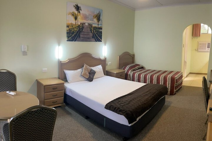 Room 8 of 20