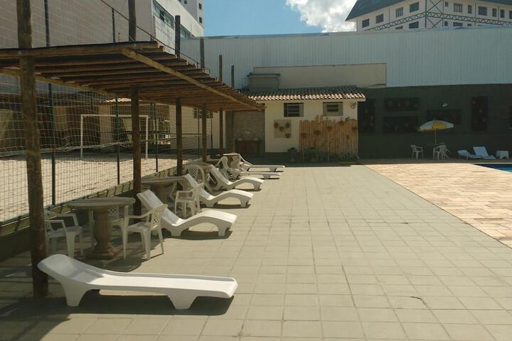 Pools & Facilities