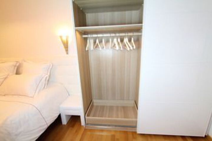 Room 15 of 41
