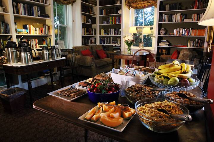 Breakfast/Coffee Service 50 of 57