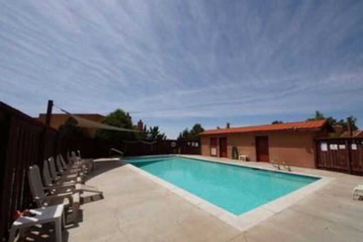 Pool 123 of 137