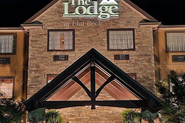 The Lodge at Flat Rock Flat Rock | Bookonline.com