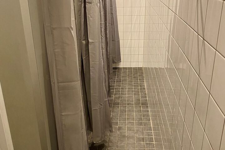 Room 112 of 128