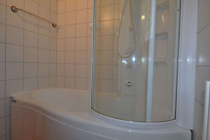 Room 15 of 19