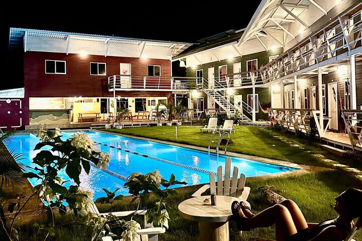 Pool 21 of 46