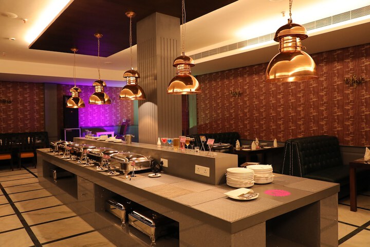 Dining Photos