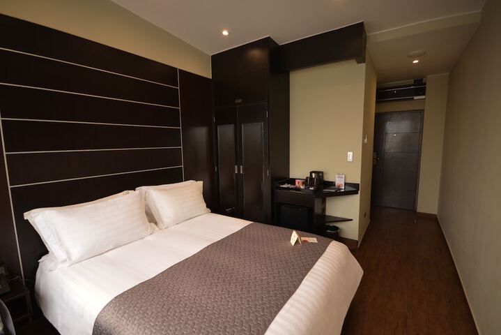 Room 8 of 46